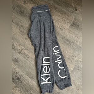 Calvin Klein Sweatpants Small